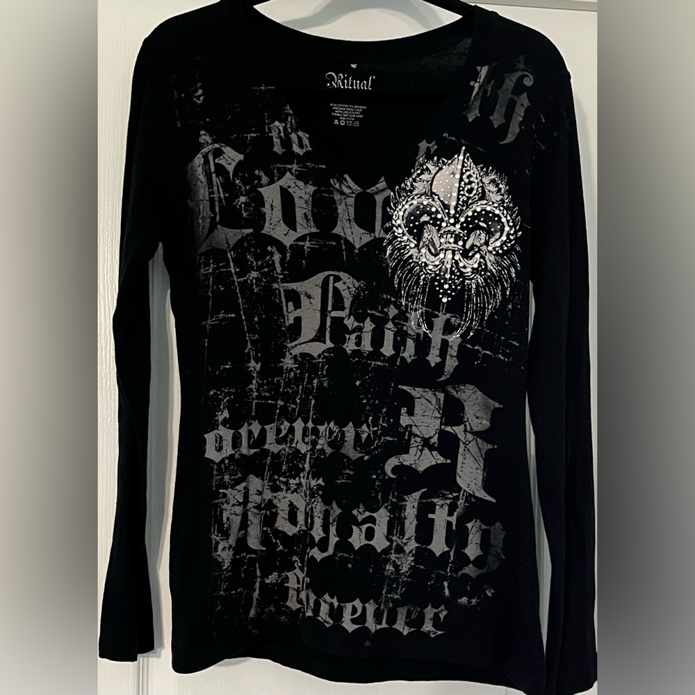 Black Ritual Long Sleeve Graphic Tee Size XL